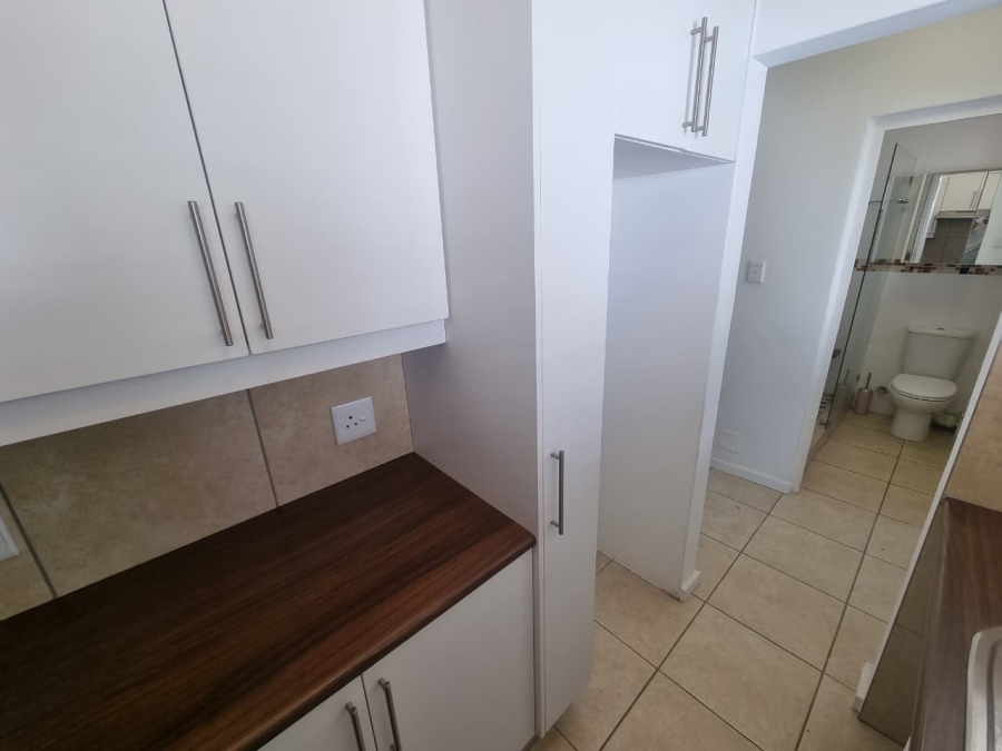 To Let 0 Bedroom Property for Rent in Sea Point Western Cape